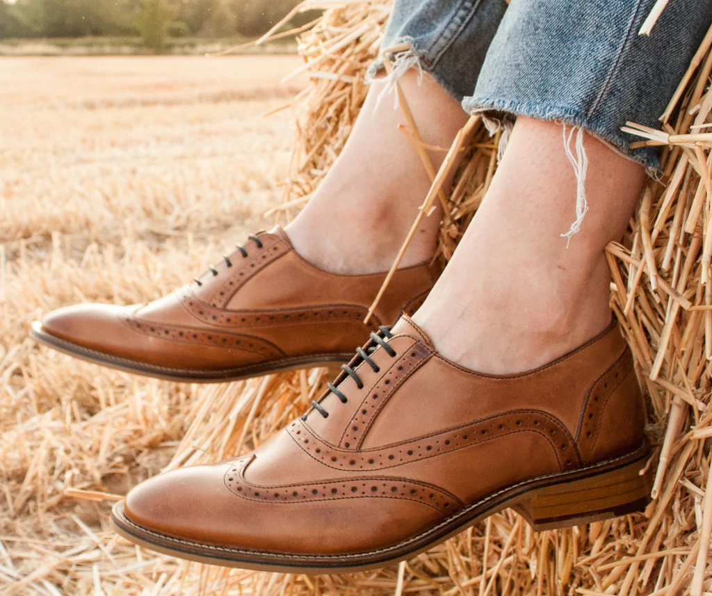 Brogue shoes